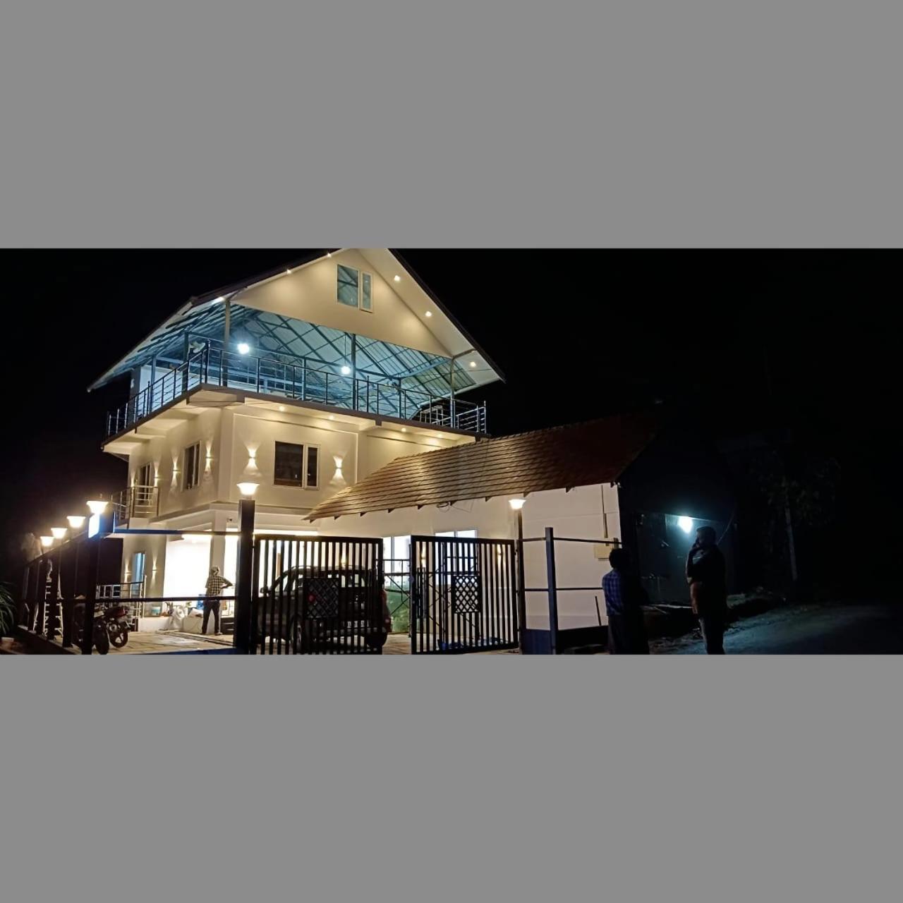 Blossom Valley Cottage Мунар Екстериор снимка